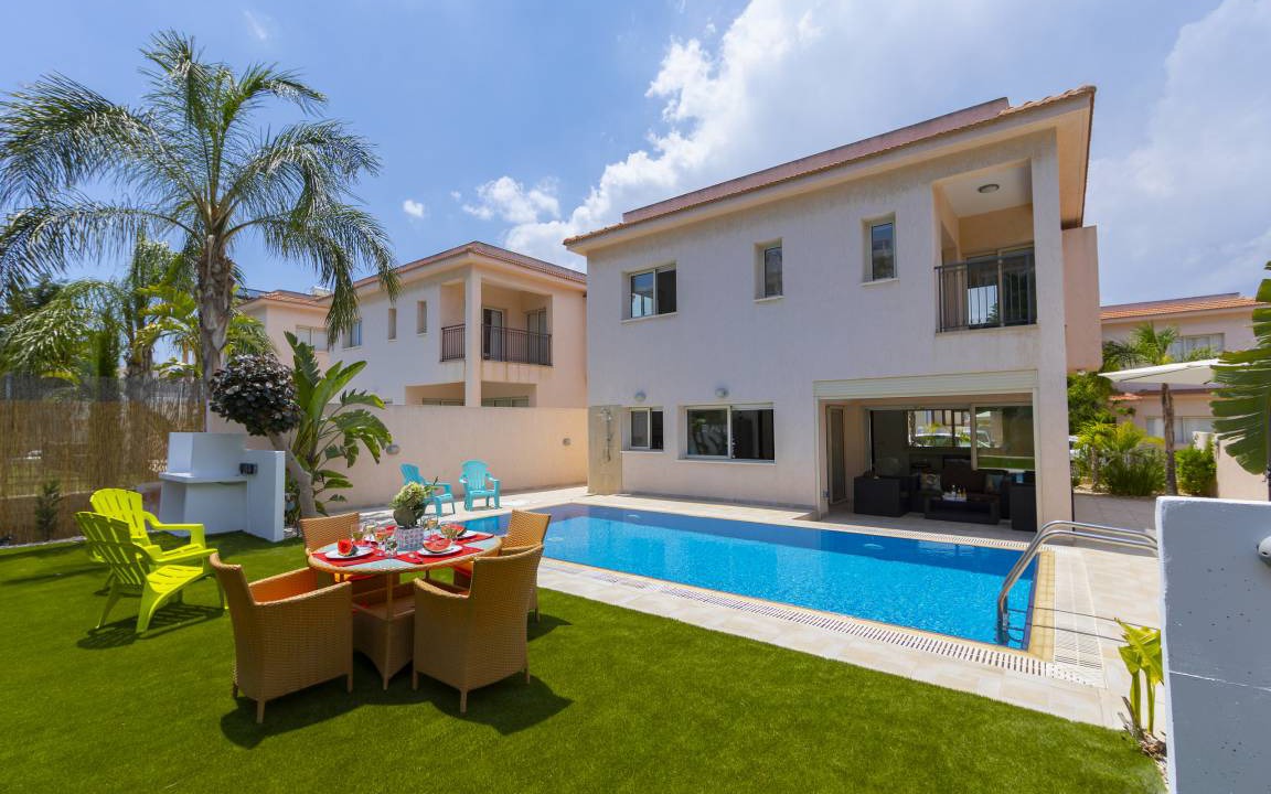 Pernera Villa | 130 m² Villa ∙ 3 bedrooms ∙ 6 guests