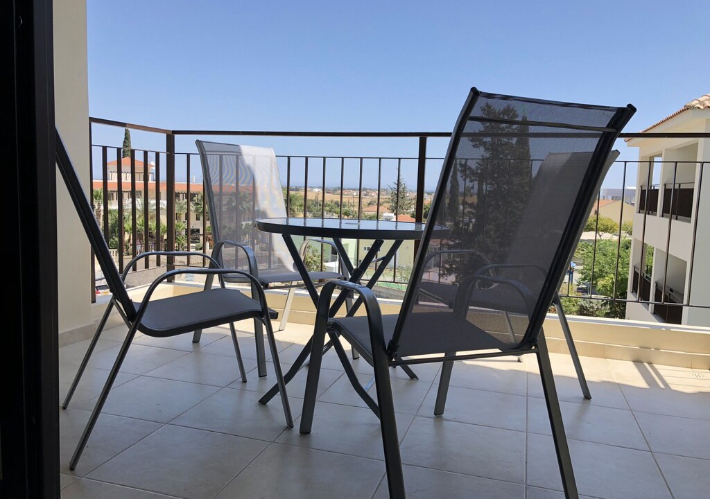 Tersefanou Apartment | 2 Bedroom Modern Apartment With Communal Pool 10 Minutes From beach Tersefanou