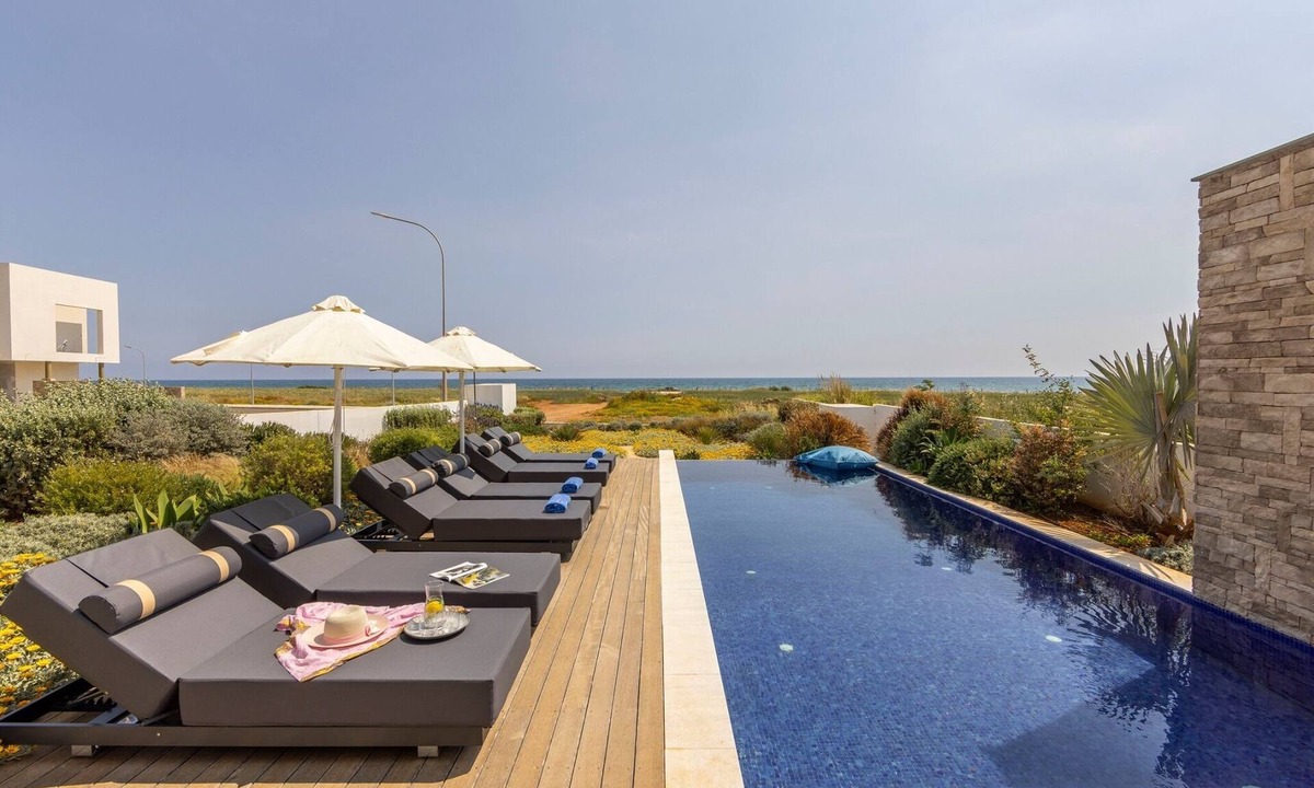 Ayia Thekla Villa | 5 bedroom villa in Ayia Thekla with swimming pool