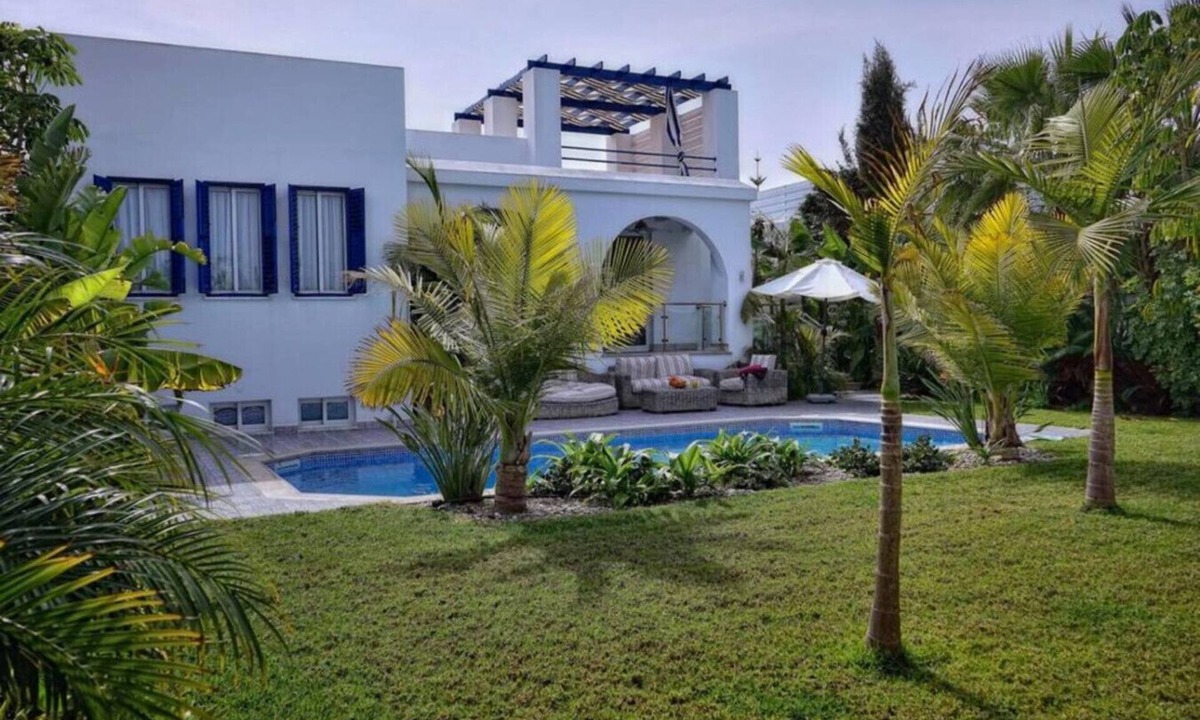 Latchi House | A 3 bedroom tropical villa within 1 minute walk to the beach!