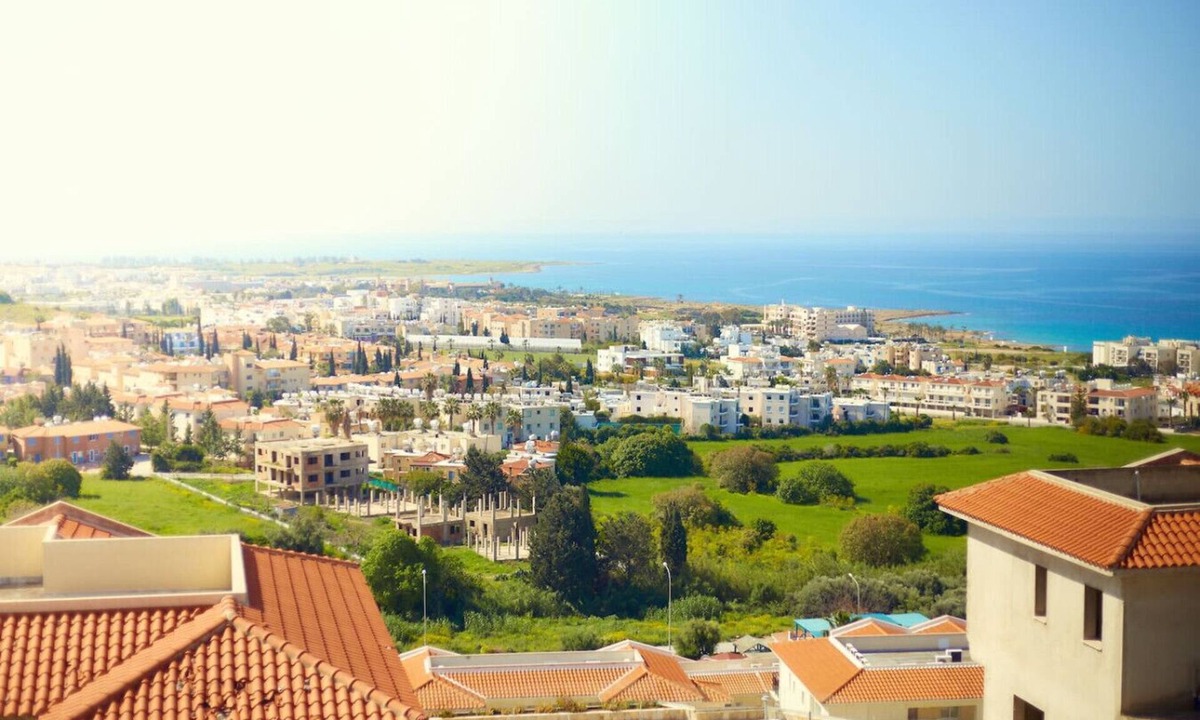 Melanos House | A cozy townhouse with stunning patio sea views!