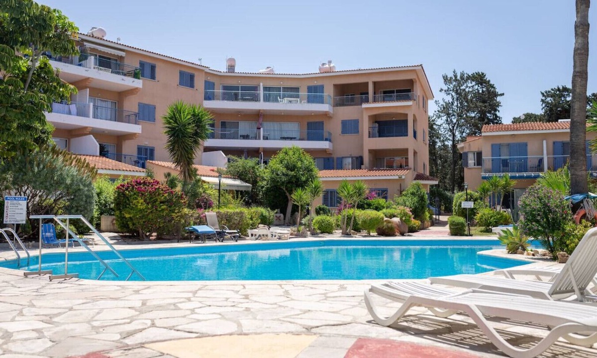 Paphos House | A villa in Paphos, close to the centre, harbour and Kings Avenue Mall!