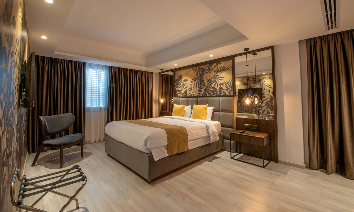 Nicosia Hotel | Almond Business Hotel