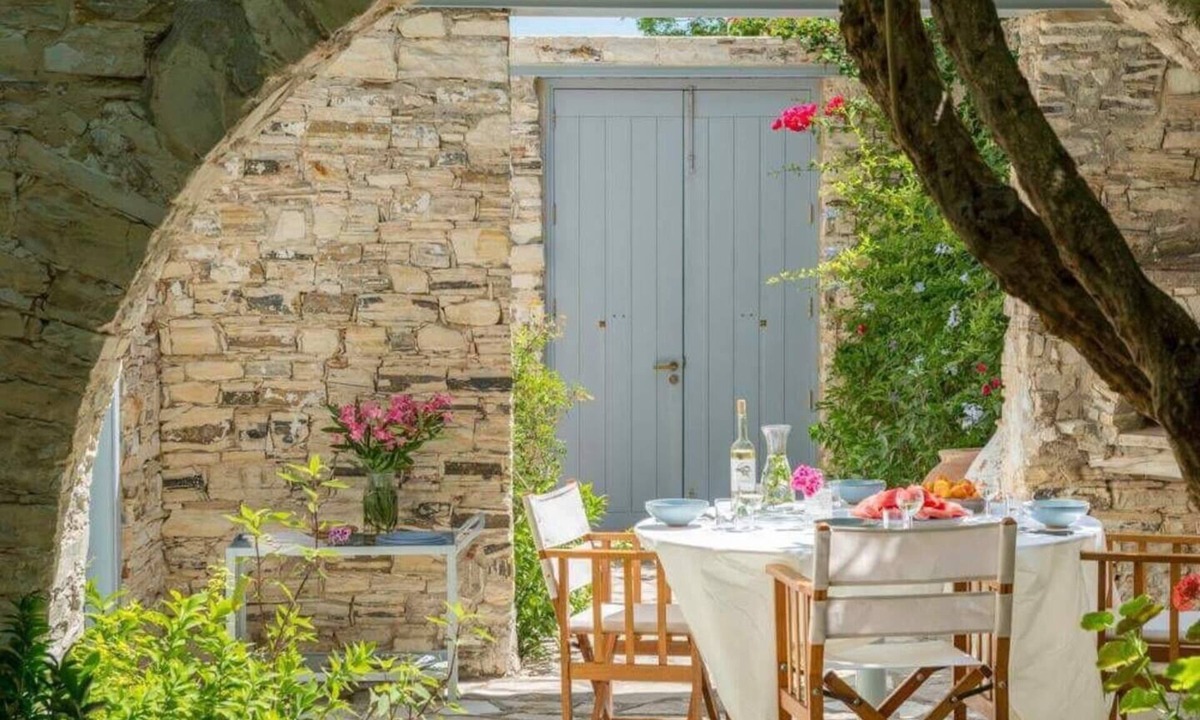 Pano Lefkara House | AMPLE PLACES Monadiko House Traditional house in the center of Lefkara village
