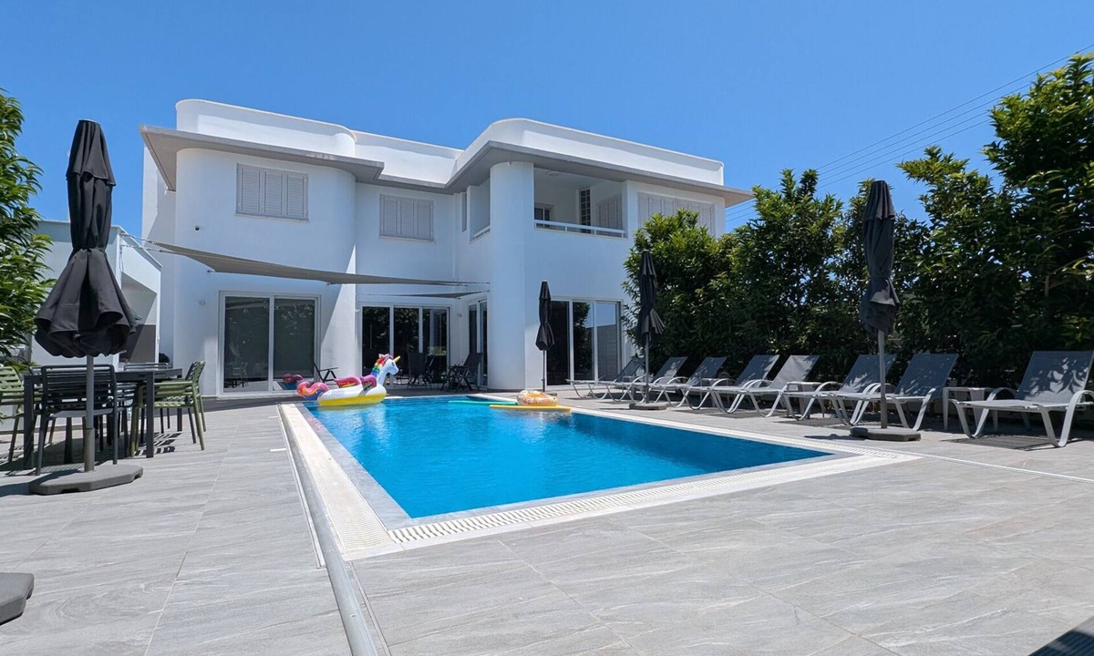 Sotira Villa | anémelie Vacation Home