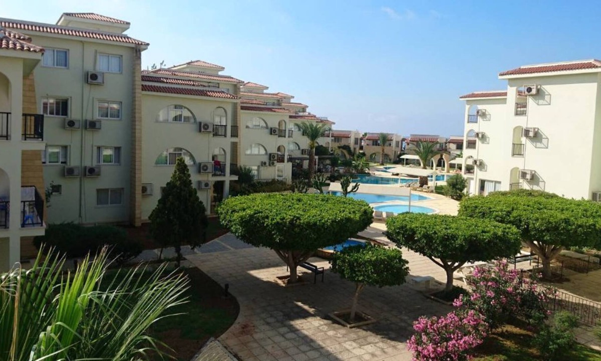 Gastria House | Apartment With Amazing Pool&Garden View