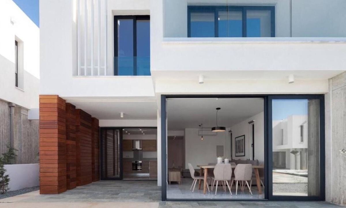 Emba Villa | Avalon 1 villa 6, 3-bedroom Villa with Communal Pool
