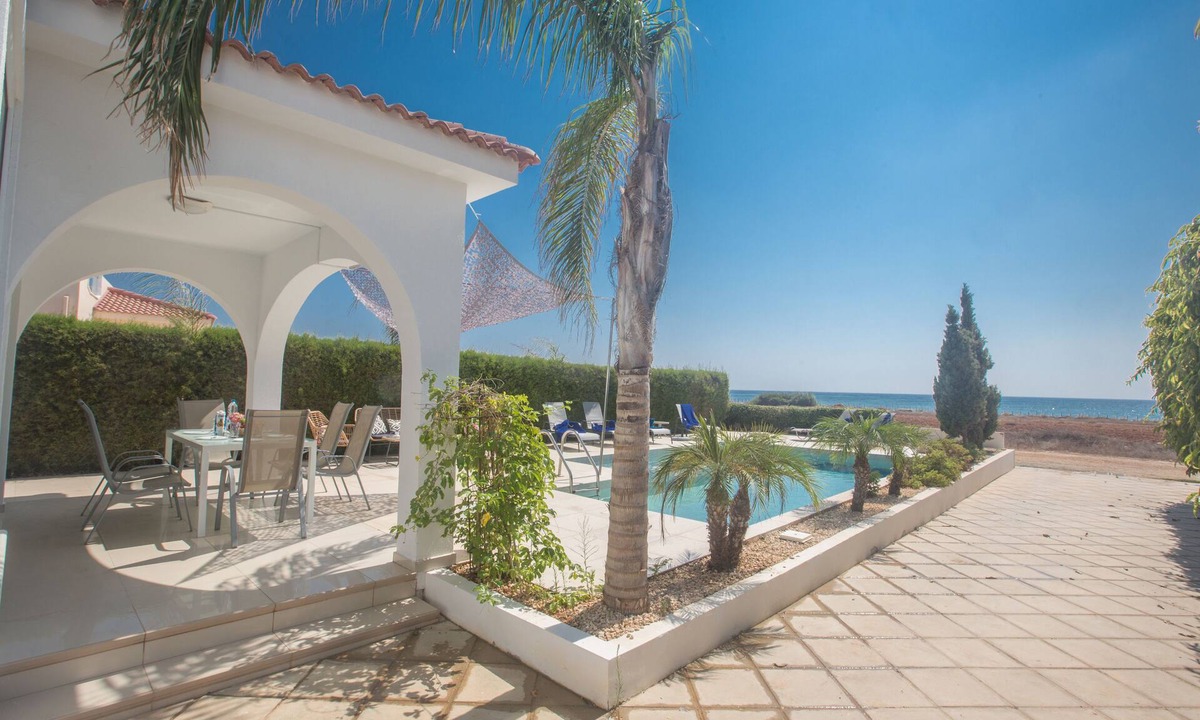 Ayia Thekla Apartment | Ayia Napa Sunrise Villa SV12 - a villa that sleeps 6 guests in 3 bedrooms