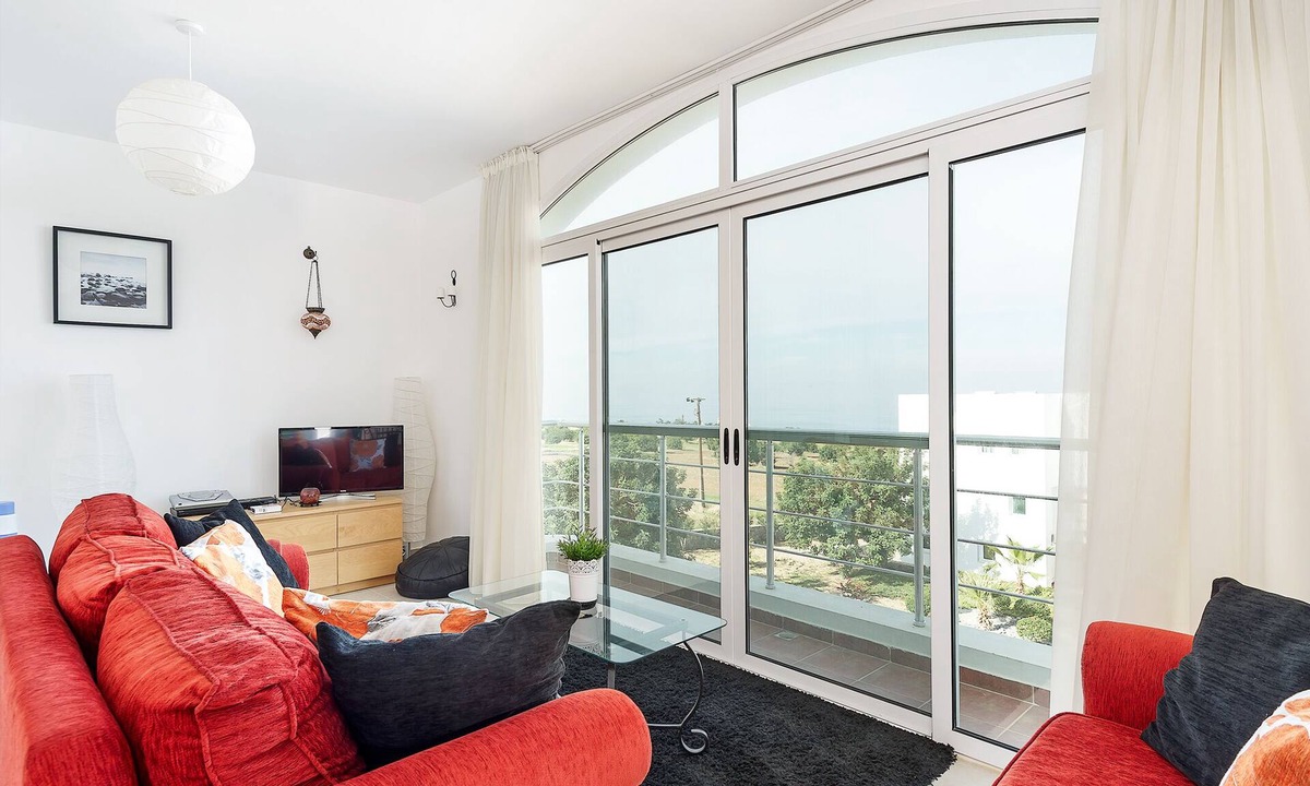Kucukerenkoy Apartment | BE THE FIRST TO BOOK AND WIN A SPECIAL GIFT FROM US!!!