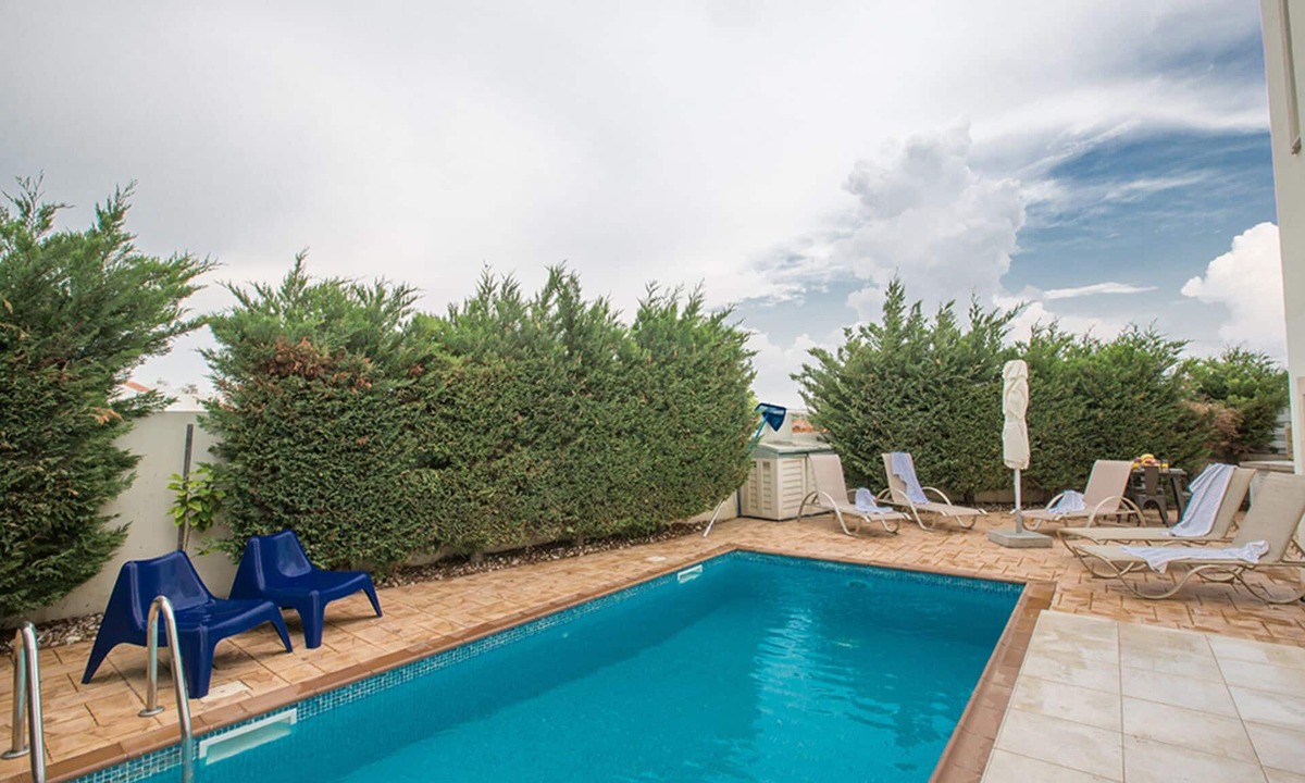 Pernera Villa | Beautiful 5 Star Holiday Villa in a Prime Location in Protaras