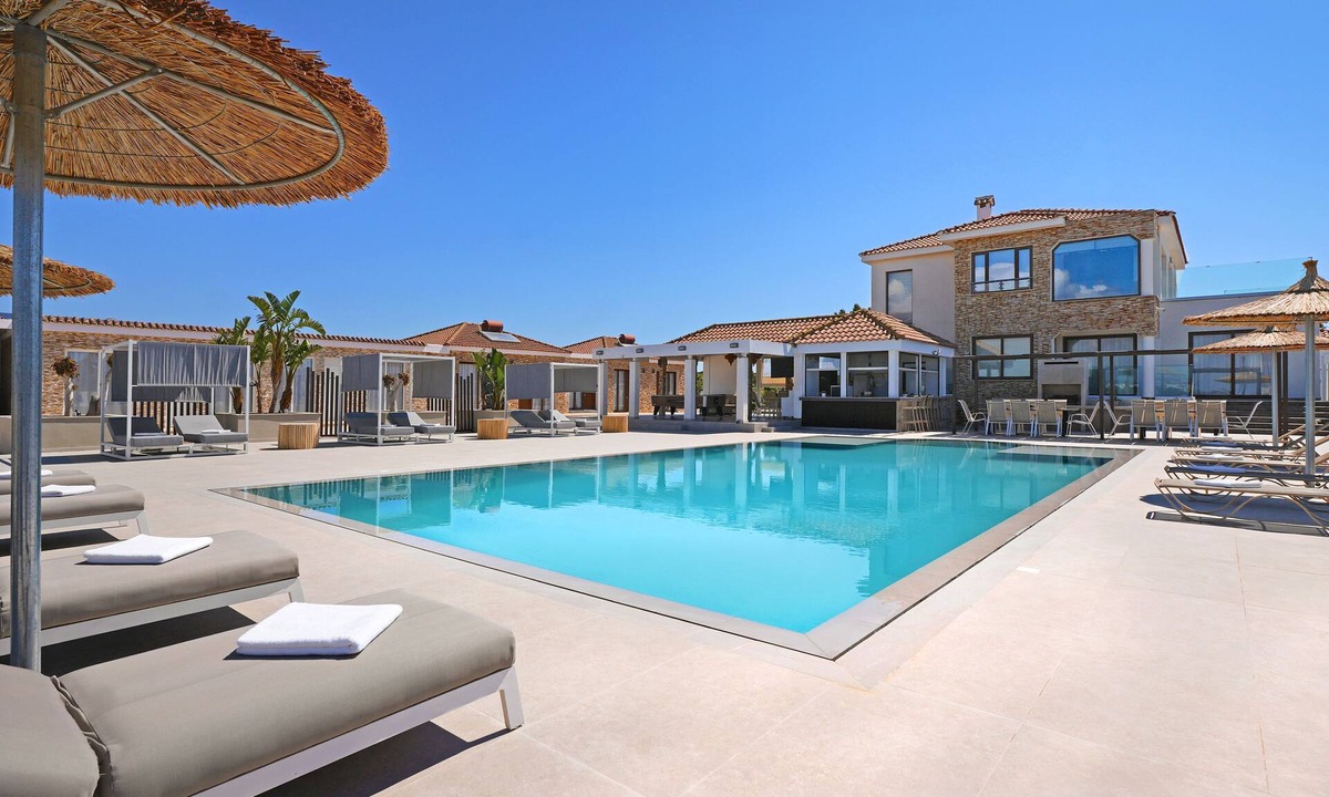 Cape Greko Villa | Cape Serenity Mansion