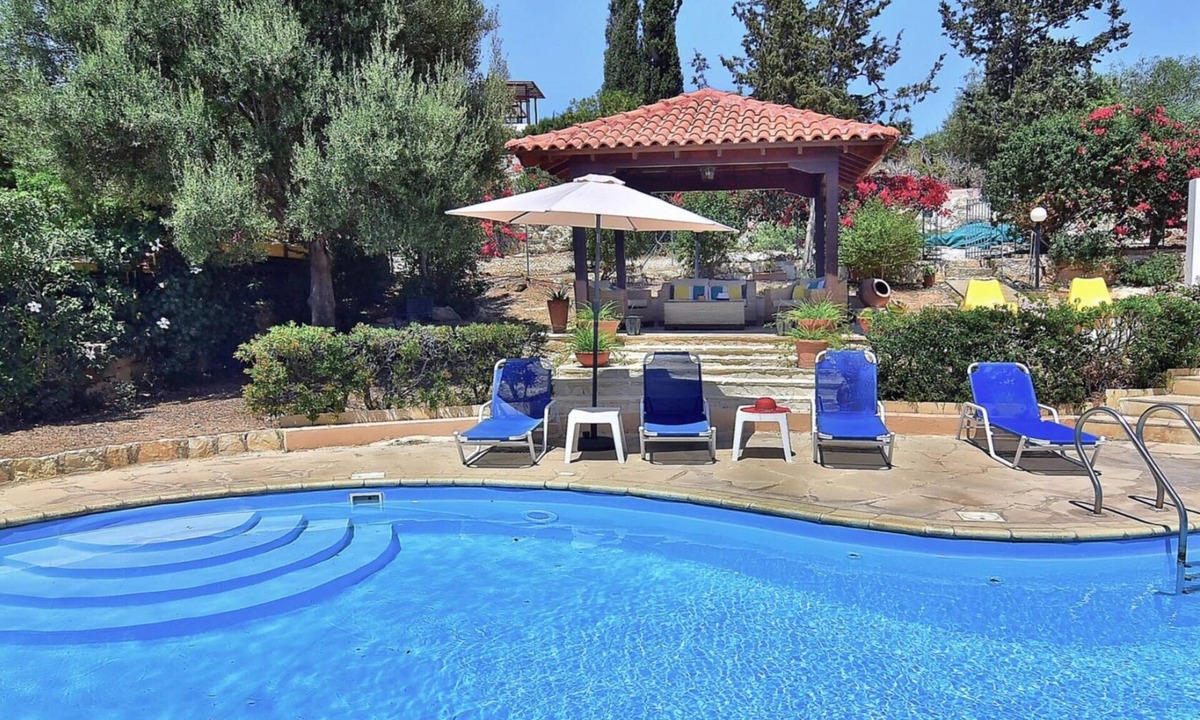 Pegeia Villa | Cozy Villa, Prime Location, Coral Bay, Large Pool, Billiard, Villas for Groups
