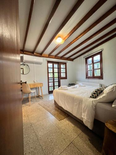 Kakopetria Bed & Breakfast | GaliniCafe22-suites