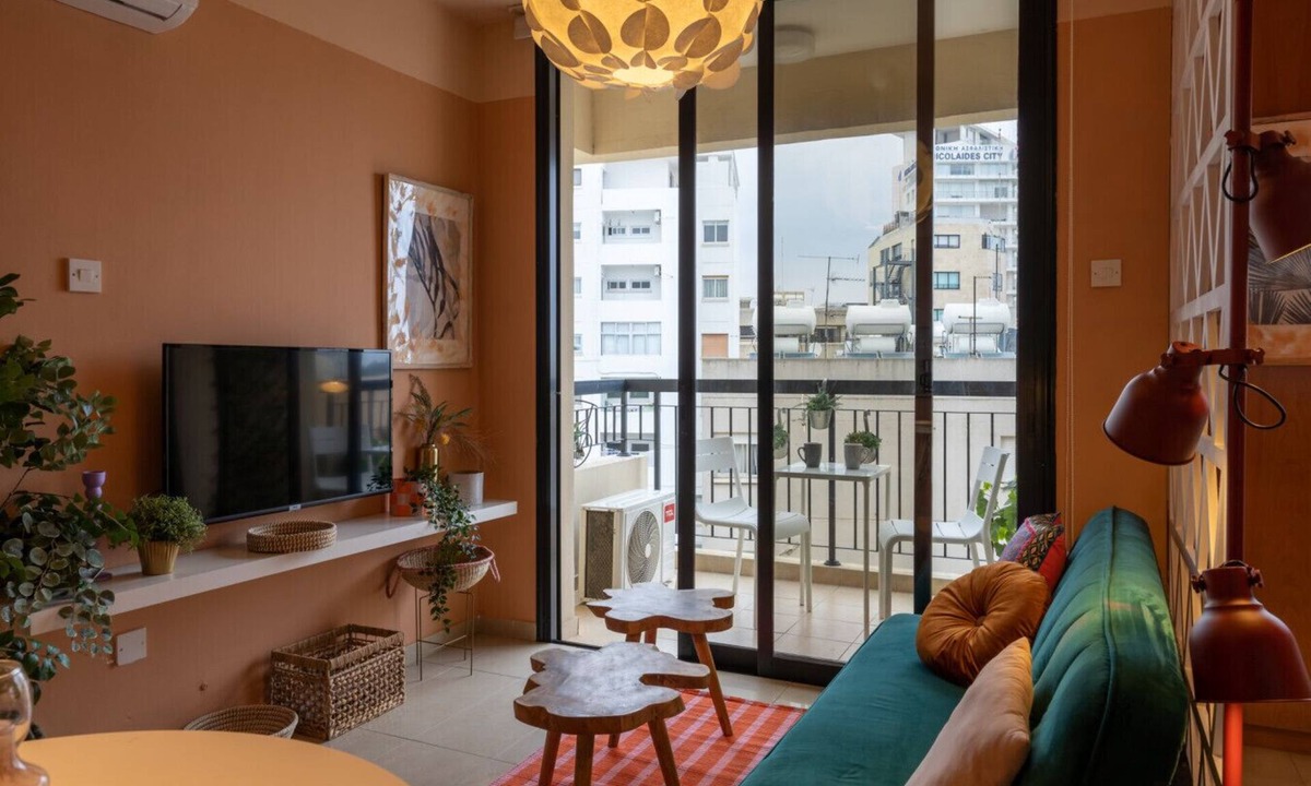 Larnaca City Centre Apartment | Johny`s Spot - 1-BR Apartment & Balcony in Larnaca