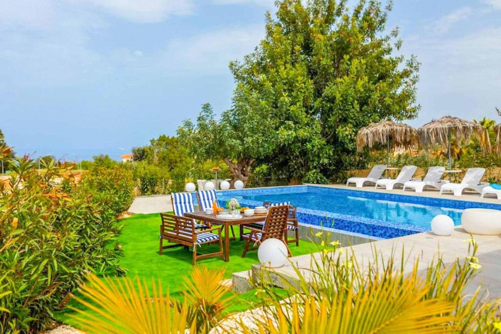 Latchi Villa | Latchi Infinity Blue