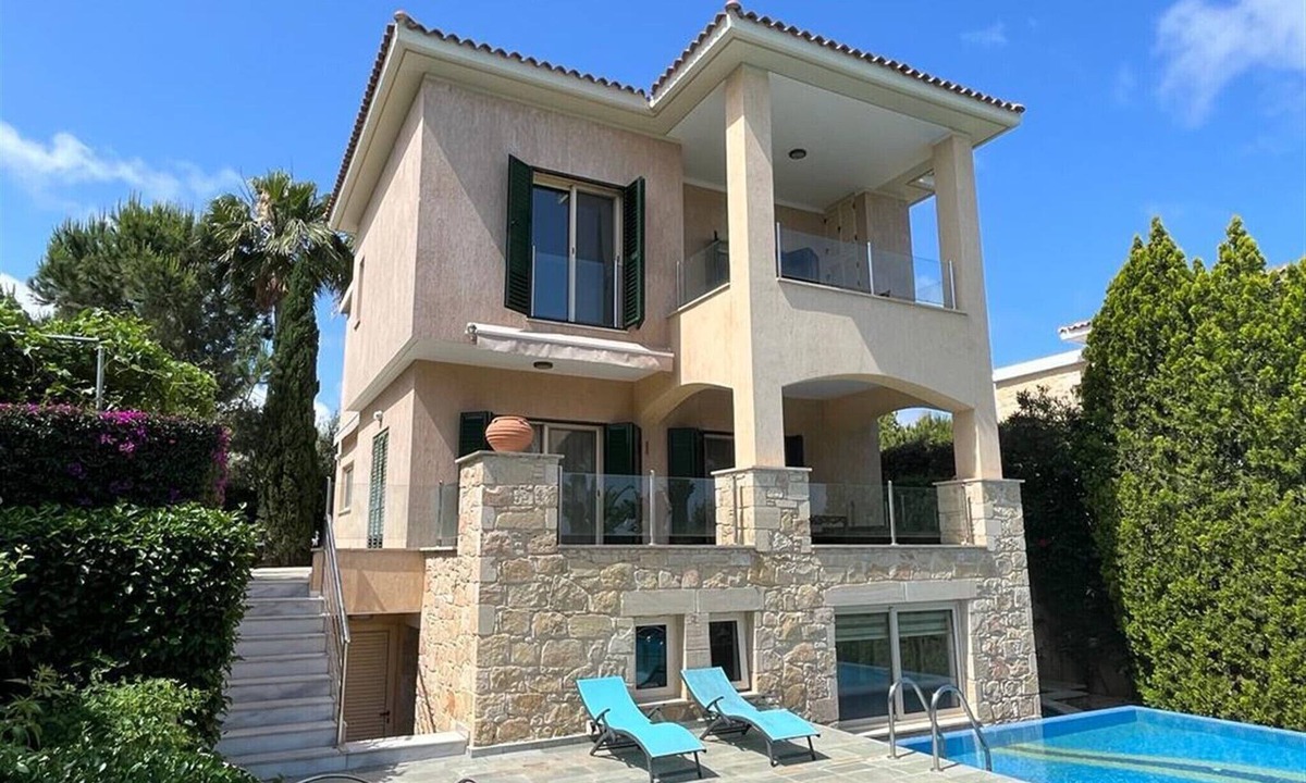 Neo Chorio Villa | Latchi - Luxury 4 Bedroom Villa - 100m from Sandy Beach