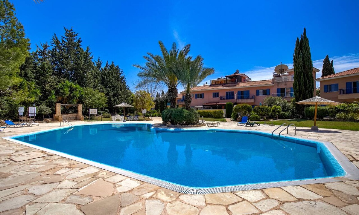 Paphos Villa | Limnaria Gardens Superb Villa by Vichy Holidays