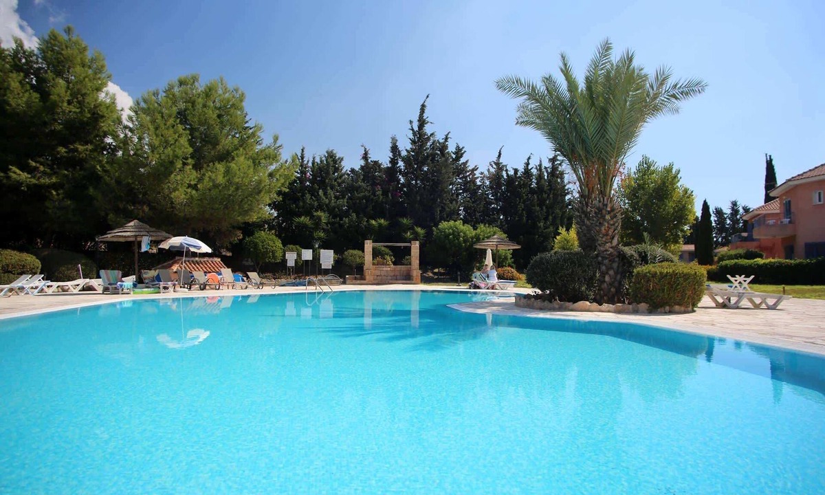 Paphos Apartment | Limnaria Villas - Comfy 2BR, 2 bath Ground Floor Apart. Pvt Garden