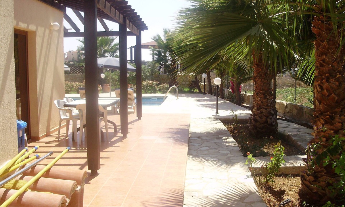 Kathikas Villa | Luxury four bedroom villa in peaceful area of Kathikas with big private pool