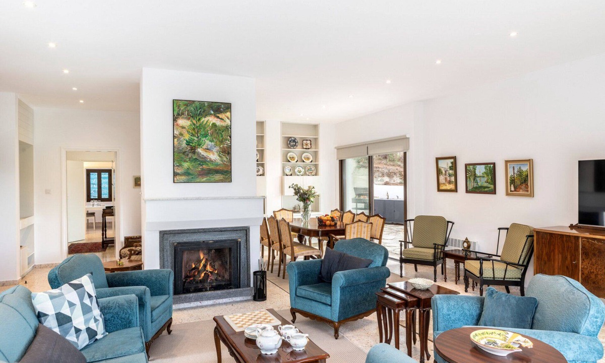 Platres Villa | Luxury Mountain Getaway, Pano Platres 1004