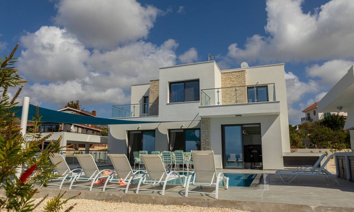Vasiliko Villa | Luxury Paphos Villa | Villa Aldebaran | 5 Bedroom Villa | Private Swimming Pool