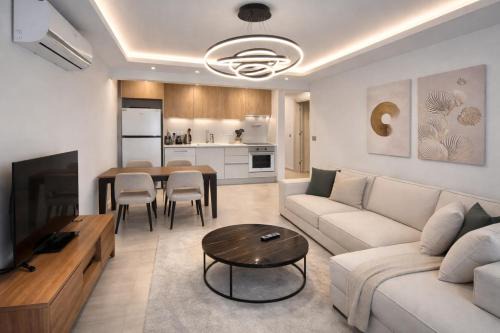 Bahceli Apartment | Modern Apartment with Jacuzzi & Pool in Mykonos Homes Resort, Northern Cyprus