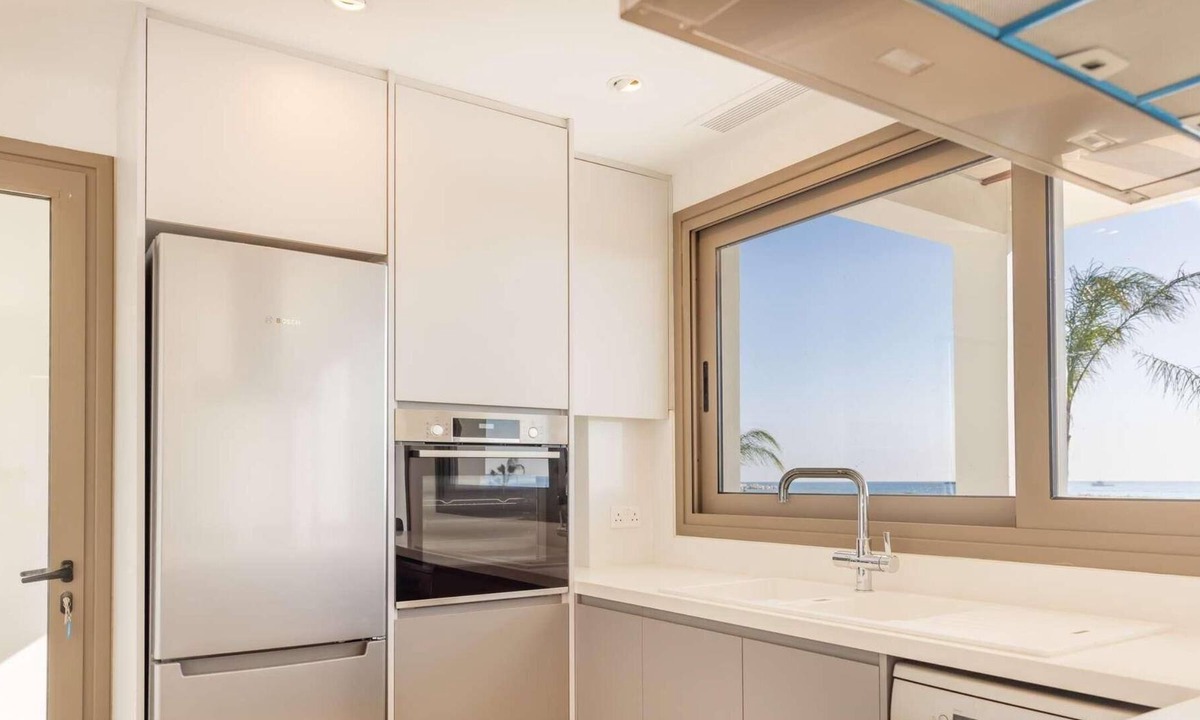 Softades Villa | Modern, contemporary villa close to the coast