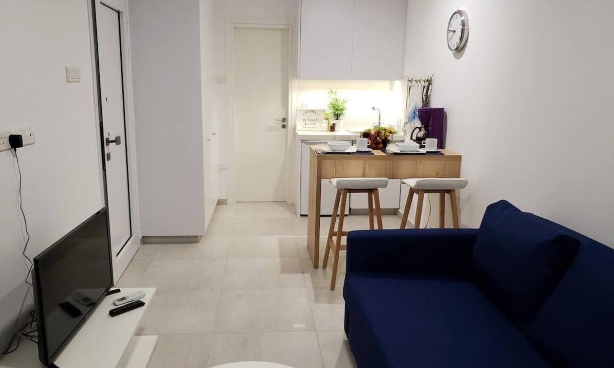 Limassol Apartment | Modern & Cozy Studio w/Backyard Near City Center