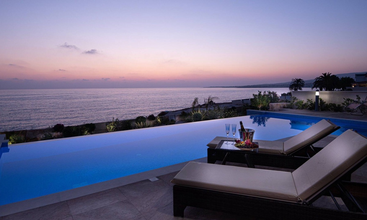 Kissonerga Villa | Olymp Villa B 3-bedroom Sea-Front Villa