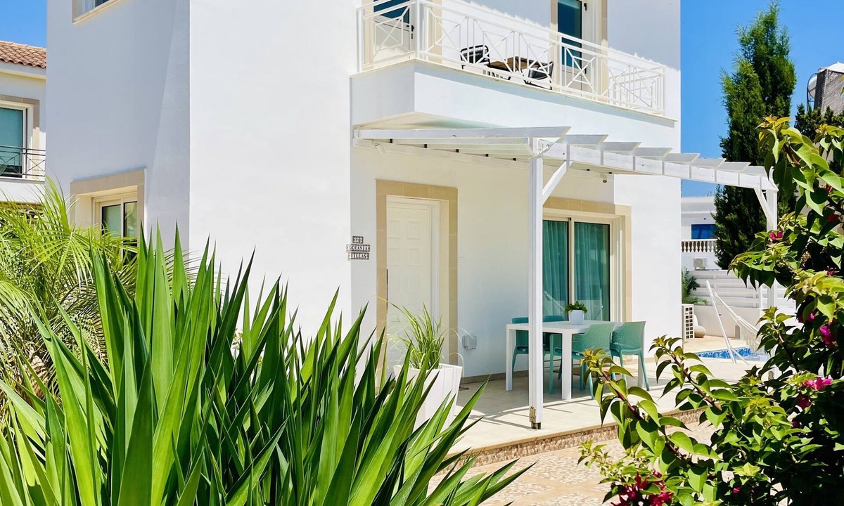 Ayia Thekla Villa | Palm View Villa - with Private Heated pool!