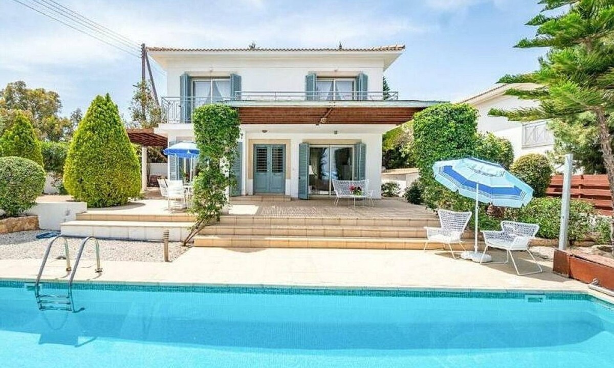 Latchi Villa | Peaceful Oasis Near the Sea with Private Pool - Just Minutes to Beautiful Anassa & Giannakis Beaches