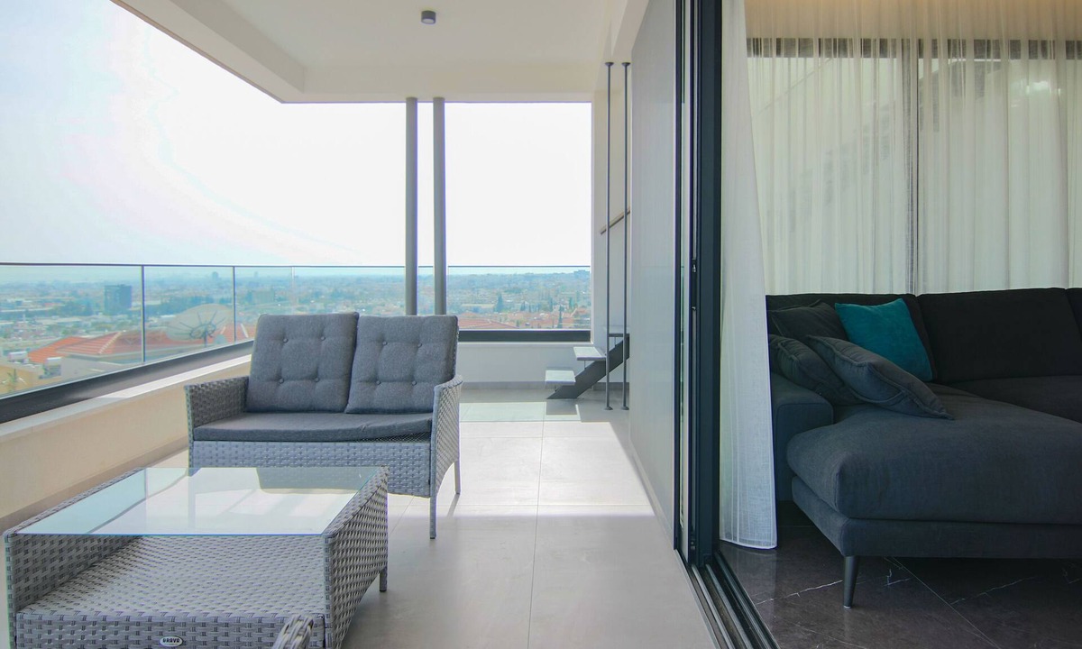 Agios Athanasios Apartment | Phaedrus Living: Sea View Anna Residence 302