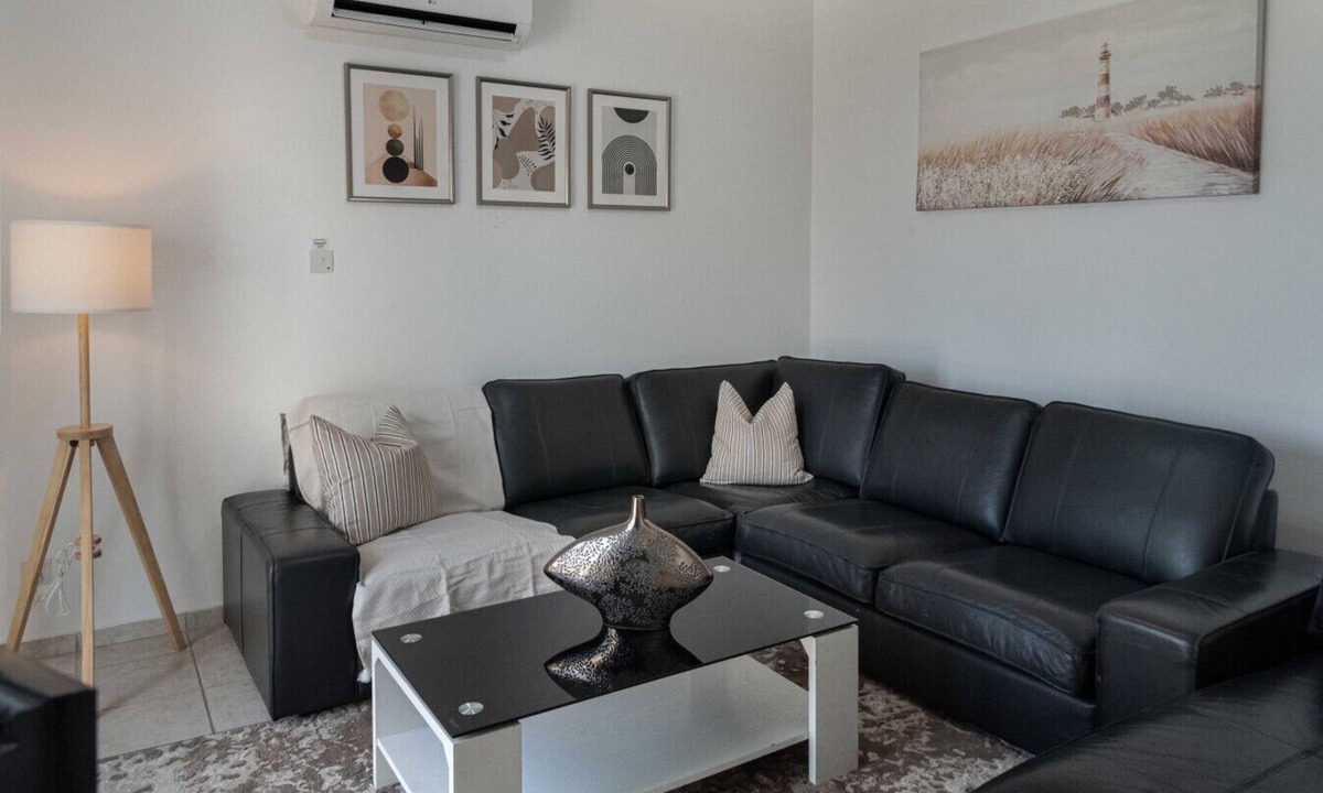 Chlorakas Apartment | Phaedrus Living: Seaview Hilltop Maisonette