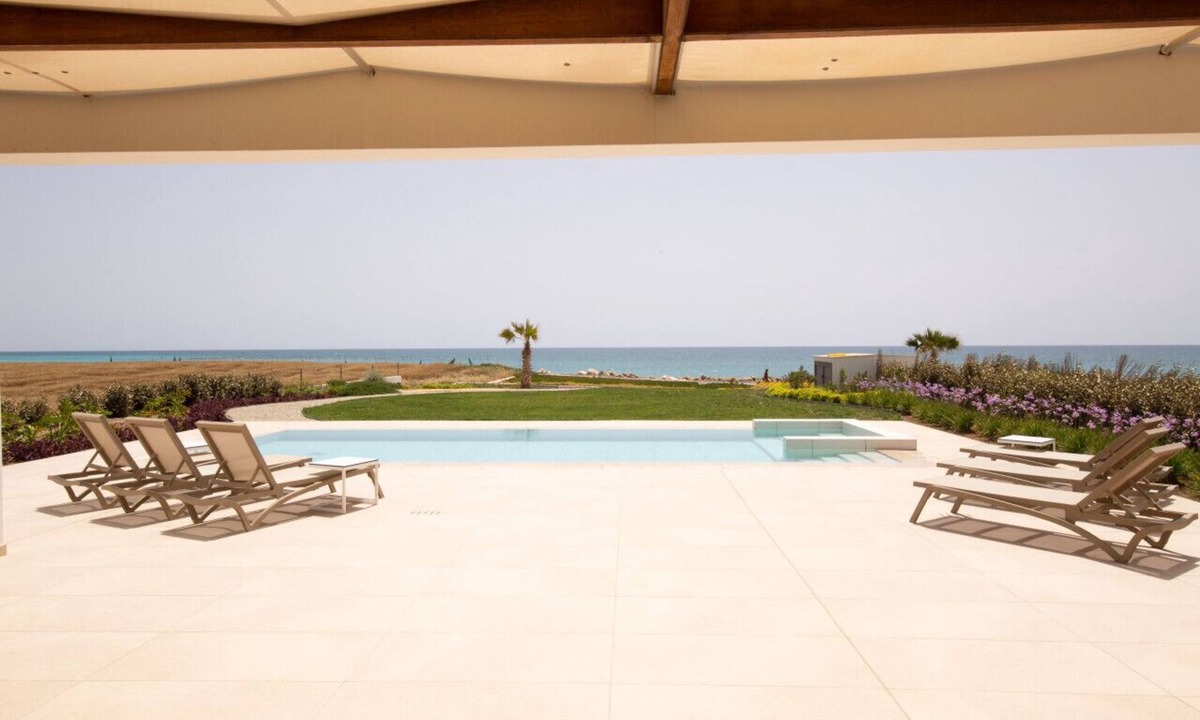 Softades Villa | Phaedrus Living: Serenity Waves Villas No.5