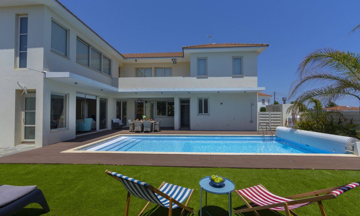 Kiti Villa | Picture Renting your 5 Star Villa with Beautiful Private Pool, Larnaca Villa 1397