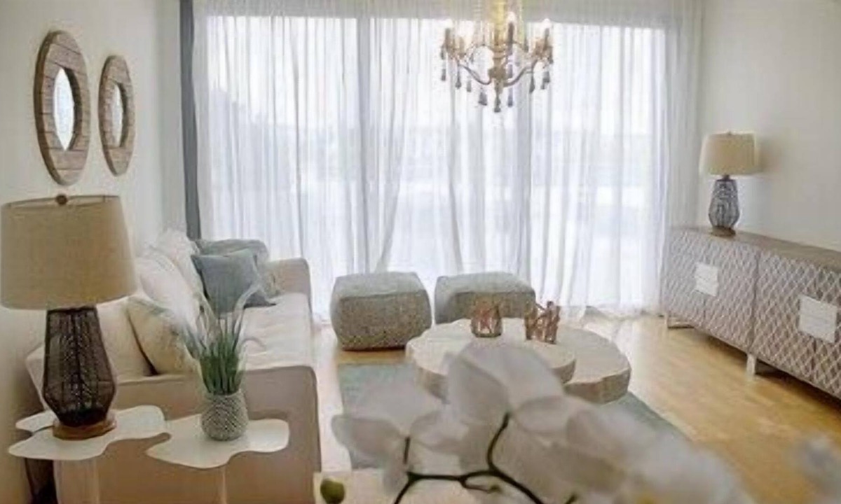 Mazotos Villa | R 779 Apartment with Balcony and Communal Pool Like a Hotel