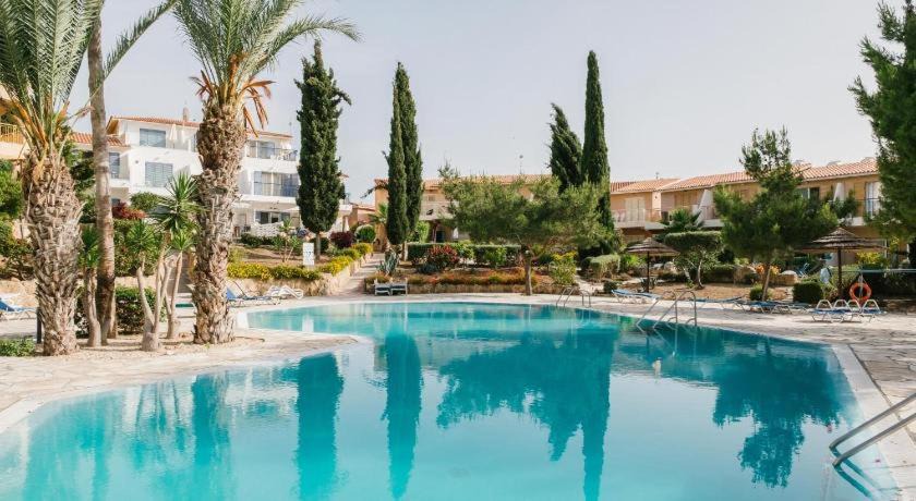Paphos Apartment | Regina Gardens - stylish modern 1 bedroom apartment
