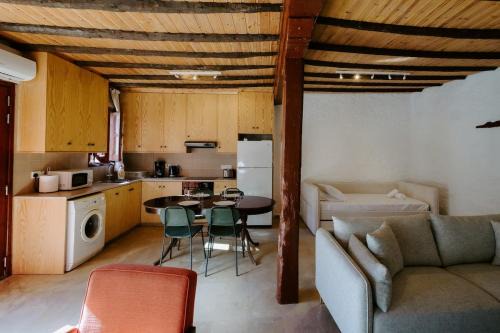 Omodos Apartment | Rustic Elegance in Omodos