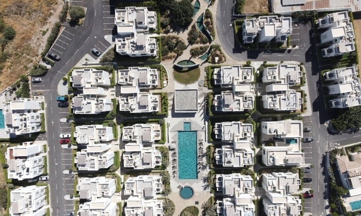 Yesiltepe Apartment | Sea View Apartment in Kyrenia Pool Terra Okaliptus