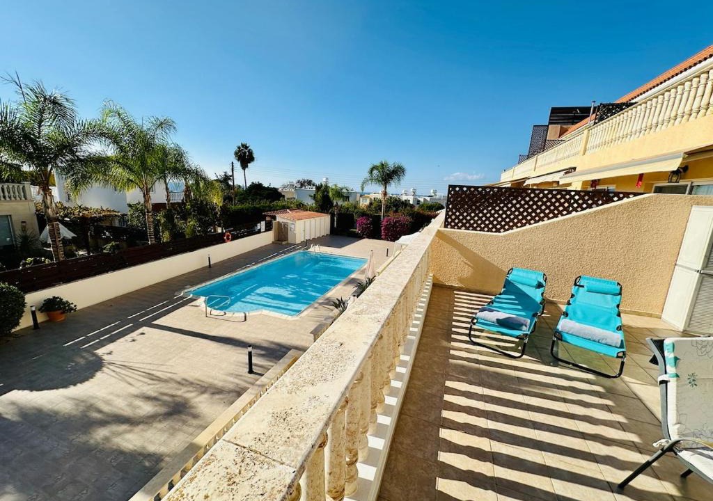 Kissonerga Apartment | Sea View Family Apartment with Pool