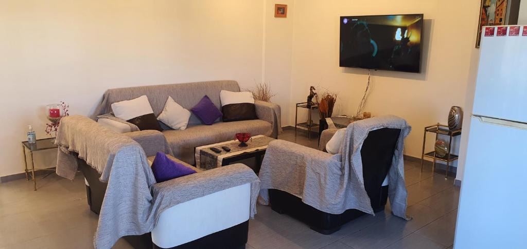 Livadia Apartment | STEFARIS PROPERTIES 'sioukris court'
