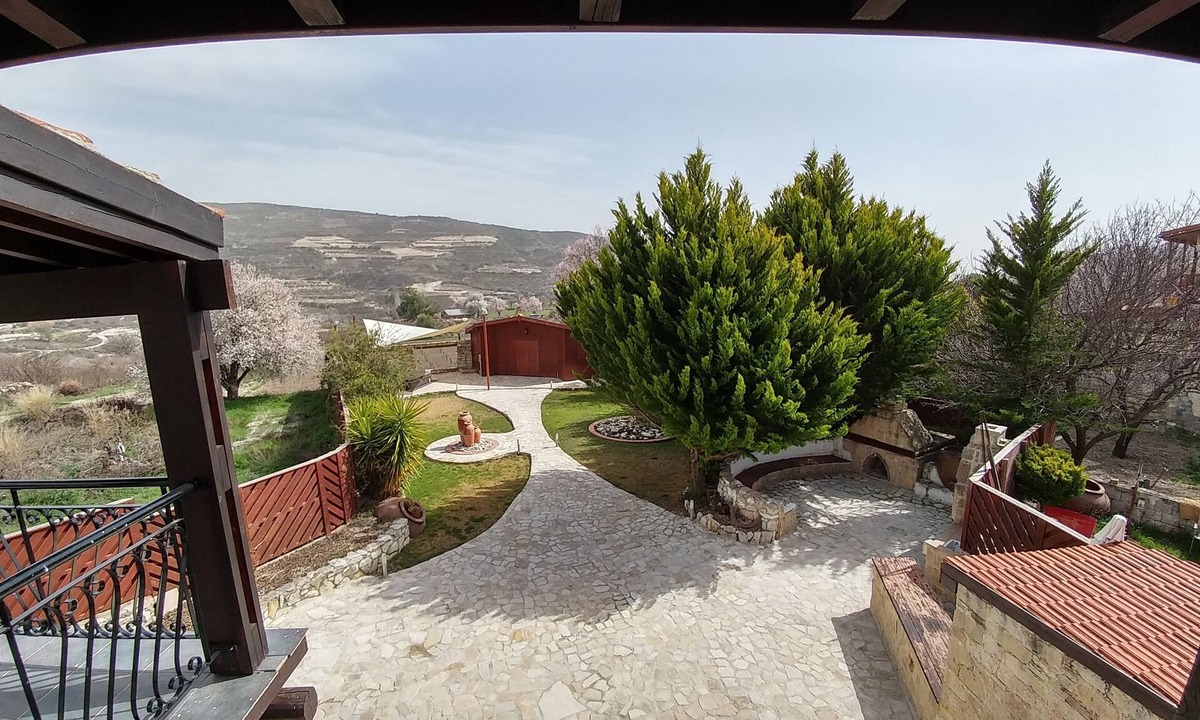 Omodos Villa | Stou Kir Yianni Stone Villa