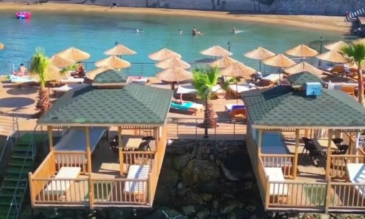 Kyrenia District Villa | Stunning Private Villa - Beautiful Gardens & Pool