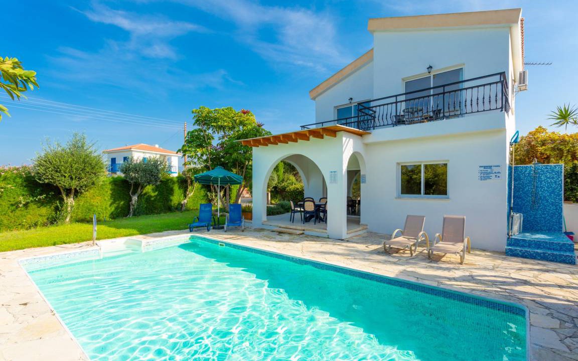Polis Villa | Sun Beach Villa Tria: Large Private Pool, Walk to Beach, A/C, WiFi