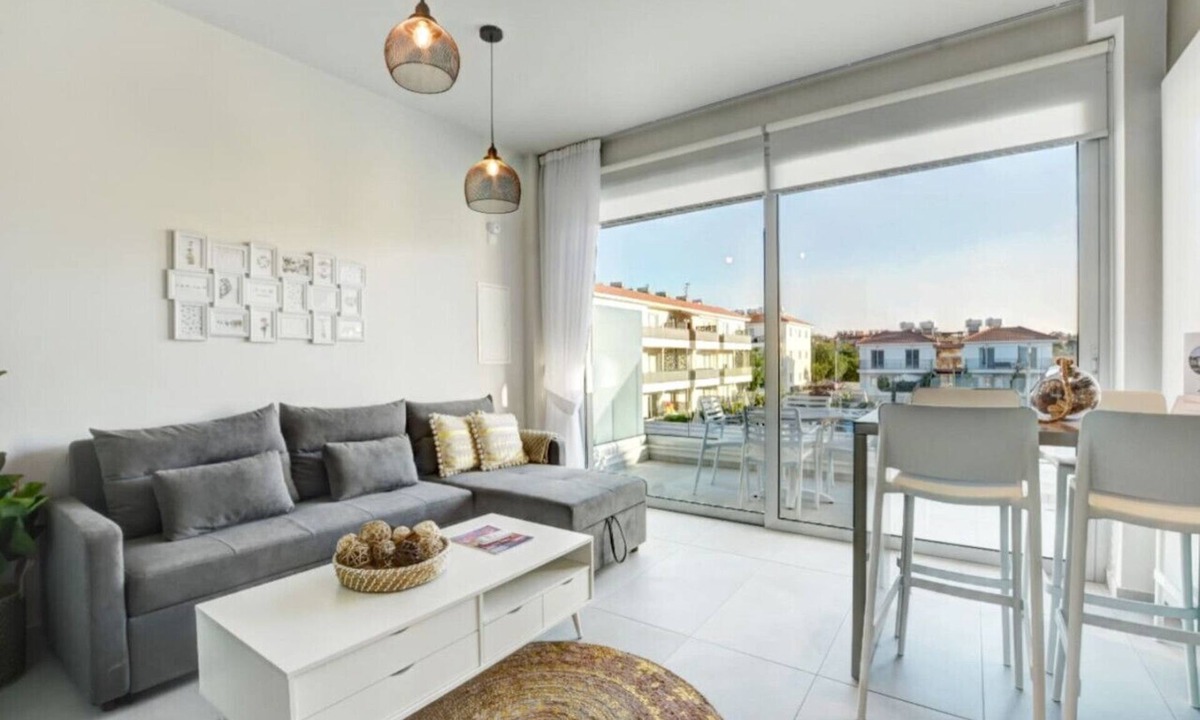 Kapparis Apartment | SunnyVillas: Suite Mythical*GYM*Swimming Pool*S12