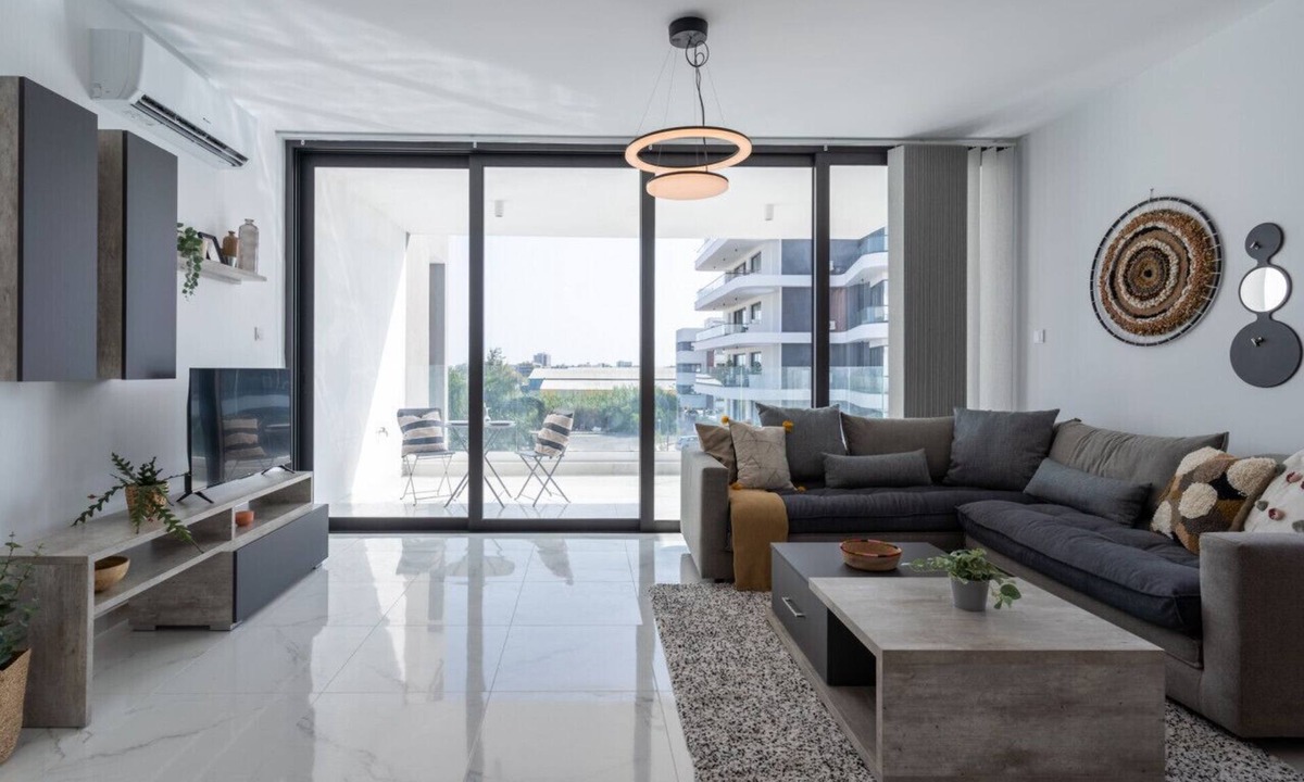 Livadia Apartment | Taupe’s 2-Bedroom Apartment & Balcony in Larnaca