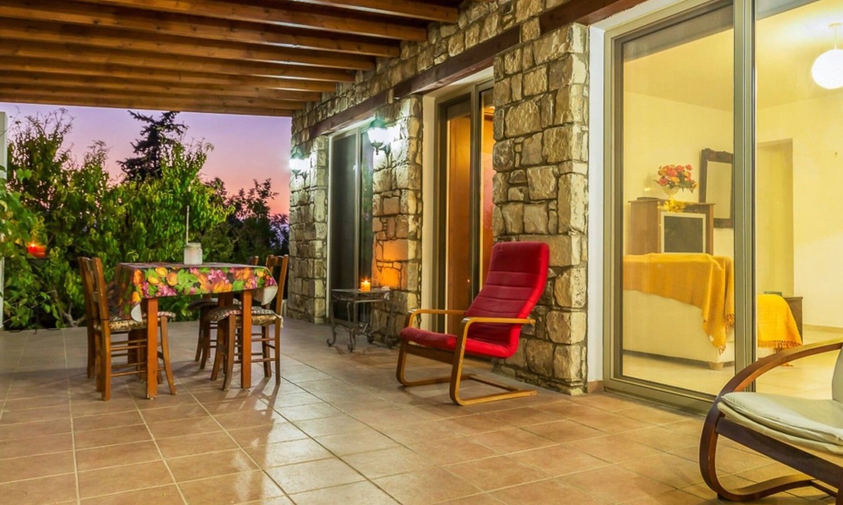 Amargeti House | The Lemon Tree Lodge Rustic Village