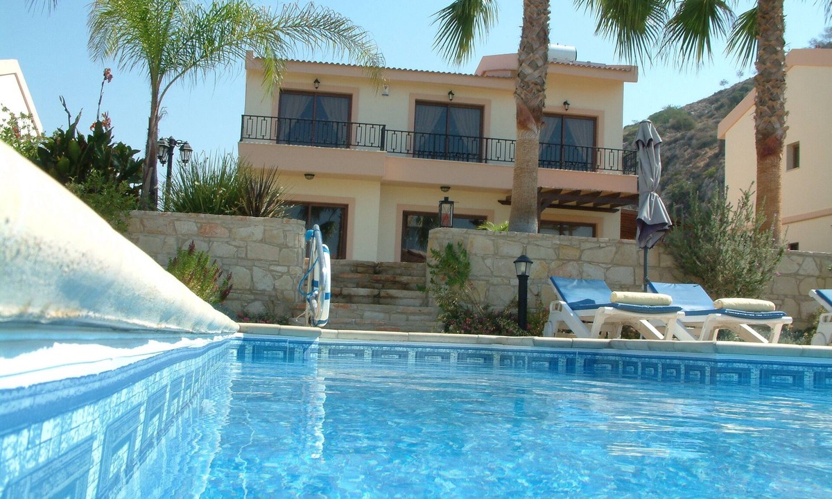 Pissouri Villa | Three bedroom villa with private pool and landscaped garden close to the beach