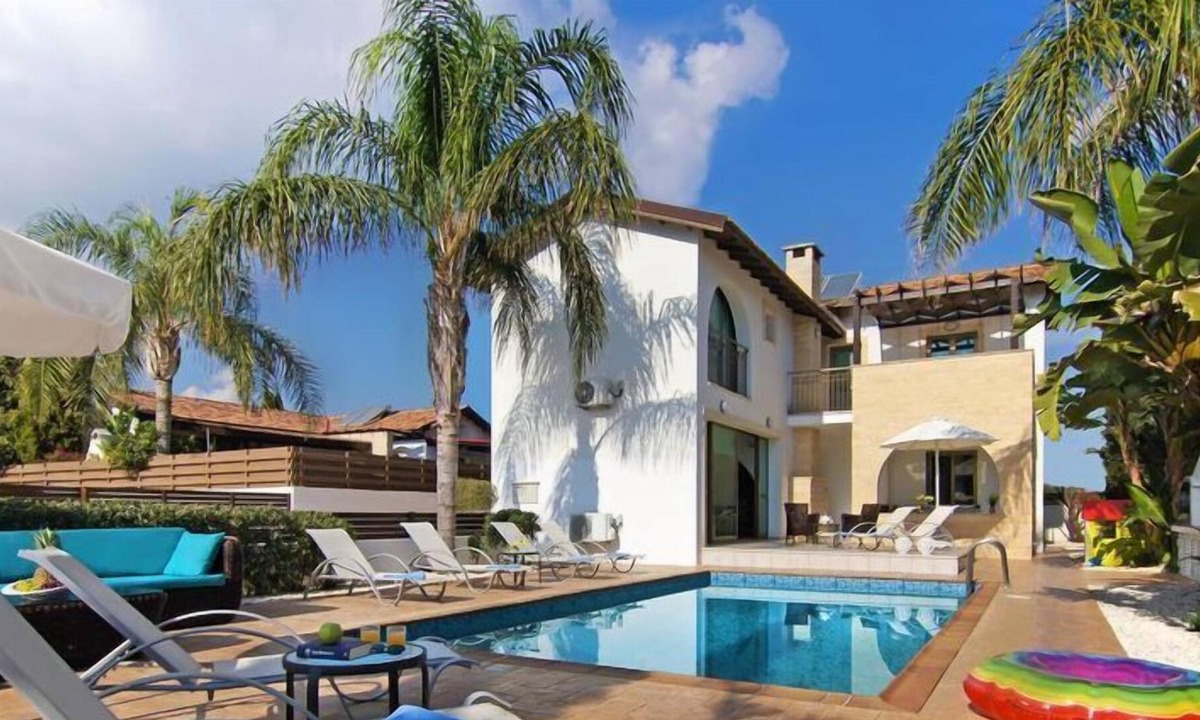 Ayia Thekla House | Vacation home regina in Ayia Napa - 8 persons, 4 bedrooms