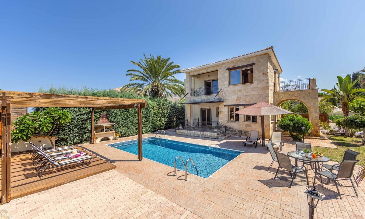 Argaka Villa | Villa Agathi - Three Bedroom Villa, Sleeps 6